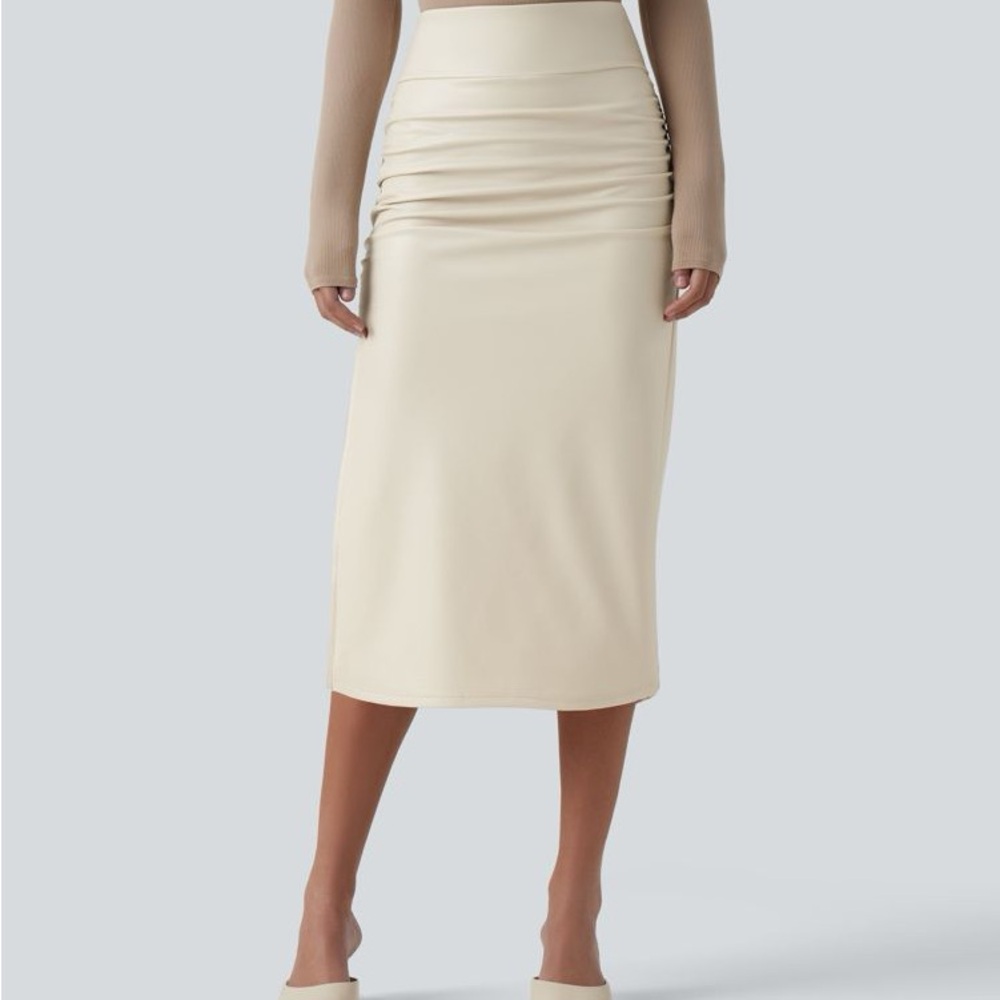 HALARA Cream Maxi Skirt with Ruched Waist